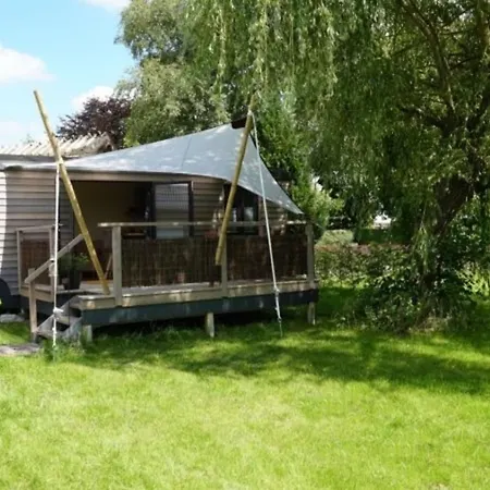 20 Qm - Zirkuswagen De Vigelet * Brodersby-Goltoft